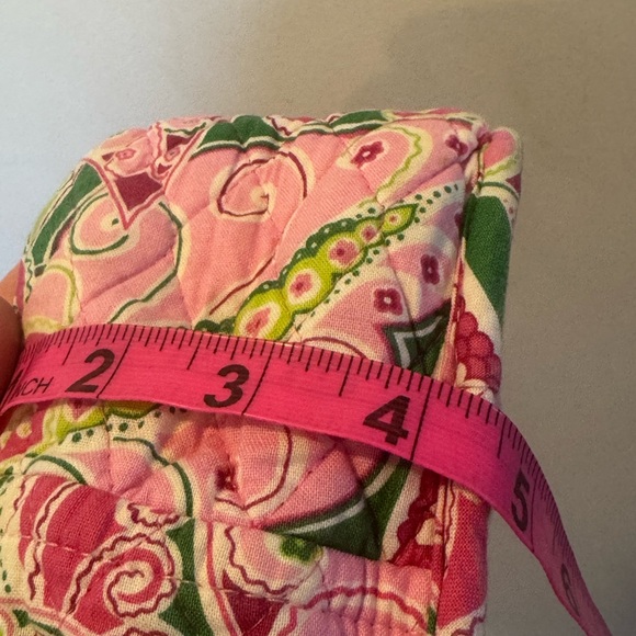 Vera Bradley Pink & Green Quilted Bag pinwheel pattern. - Picture 4 of 9